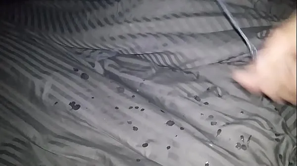 Uutta cumming all over bed shits siistiä videota