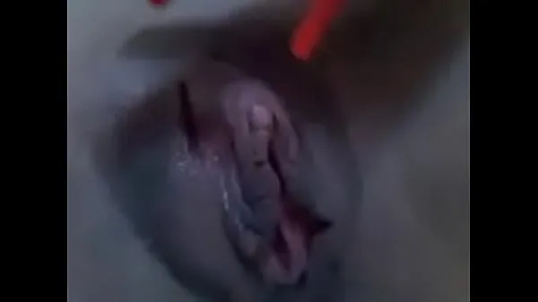 Nová masturbating and enjoying skvělá videa