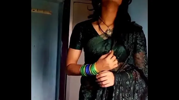 Yeni Crossdresser in green saree harika Videolar