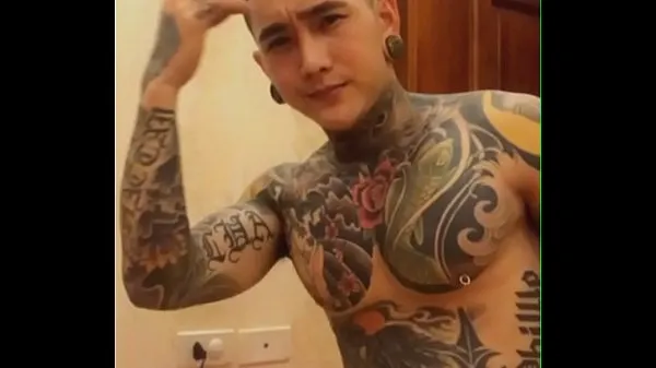 Neue Hotboy zeigt sich sexy auf Bluedcoole Videos