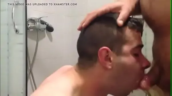 Engolindo o mijo do namorado (pissمقاطع فيديو رائعة جديدة