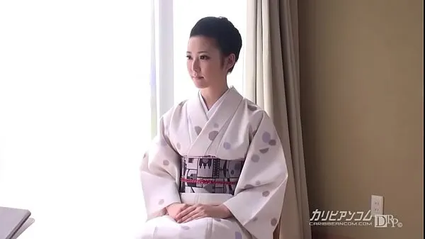 Novi The hospitality of the young proprietress-You came to Japan for Nani-Yui Watanabe kul videoposnetki