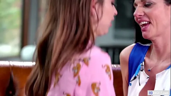 New S GIRL - Step Mom confesses her deep feelings - Riley Reid and Mindi Mink cool Videos