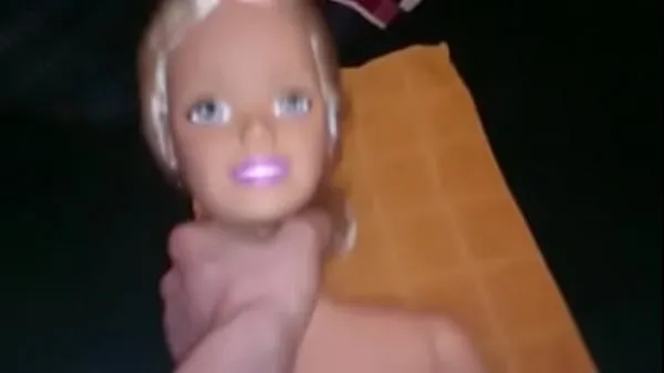 Nouvelles Poupée barbie se fait baiser vidéos sympas