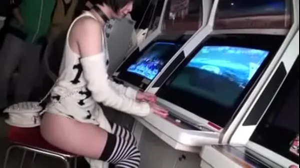 Nuevos iiniku shijima caliente travieso en la sala de juegos vídeos interesantes