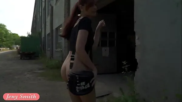 Yeni Cute girl without panties in abandoned factory. Real erotic advanture harika Videolar