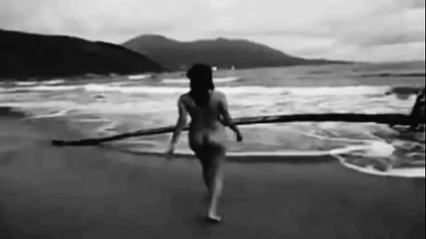 Nowe naked wife on the beach fajne filmy