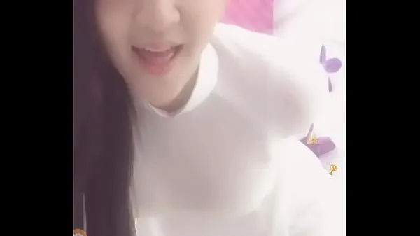 Yeni Trang ruby áo dài harika Videolar