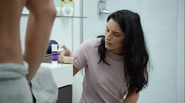 Novos Aislinn Derbez, Erica Silverman Easy S01E04 Mais vídeos legais