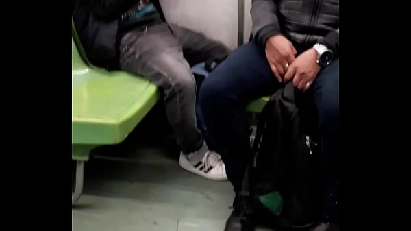 Nuevos Chupadas en el metro vídeos interesantes