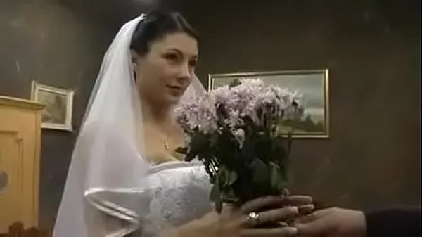 Nuovi La sposa scopa con suo padre fantastici video