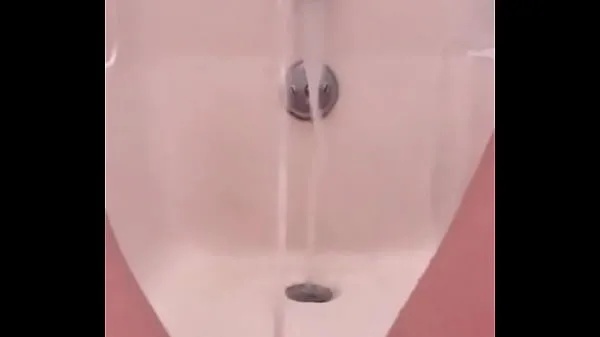 New 18 yo pissing fountain in the bath cool Videos