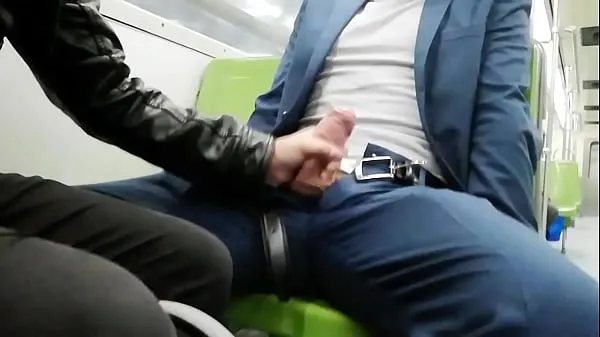 Nuovi Andando in metropolitana con un ragazzo imbarazzato fantastici video