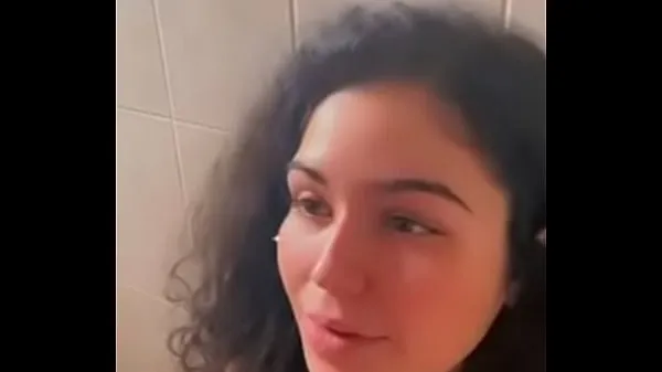 Nye Latina loves cum on face seje videoer