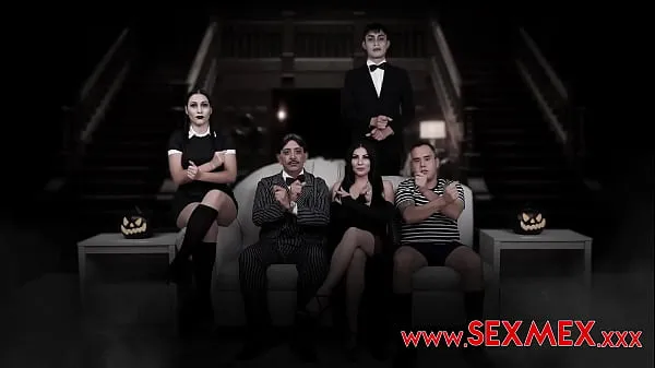 Nuovi Orgia di sesso hardcore nella famiglia Addams fantastici video