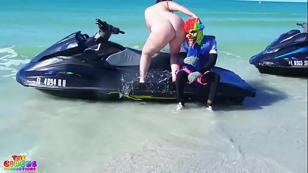 New Virgo Peridot and Mandimayxxx Gets Fucked By Gibby The Clown On A Jet Ski In The Middle Of The Ocean cool Videos