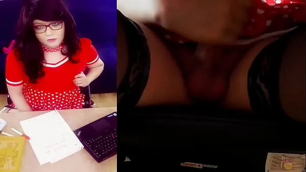 Under my desk slut, Trans JOIمقاطع فيديو رائعة جديدة