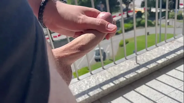 새로운 Public Risky Balcony Cumshot / A-Teen-cm 멋진 동영상