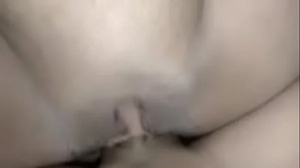 Új Spreading the beautiful girl's pussy, giving her a cock to suck until the cum filled her mouth, then still pushing the cock into her clit, fucking her pussy with loud moans, making her extremely aroused, she masturbated twice and cummed a lot klassz videó