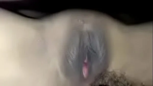 نئے Licking a beautiful girl's pussy and then using his cock to fuck her clit until he cums in her wet clit. Seeing it makes the cock feel so good. Playing with the hard cock doesn't stop her from sucking the cock, sucking the dick very well, cummin زبردست ویڈیوز