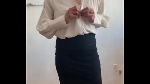 Nuovi STUDENTE SCOPA IL SUO INSEGNANTE IN CLASSE! Ti racconto un ANEDDOTO? HO SCOPATO LA MIA INSEGNANTE VERO in classe mentre mi insegnava! Lei è una MILF MESSICANA molto RICCA! PARTE 2 fantastici video